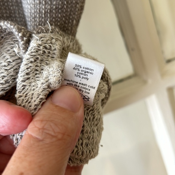 Nico Nico kids age 4 organic cotton grey raglan top, soft and elegant - Picture 4 of 7